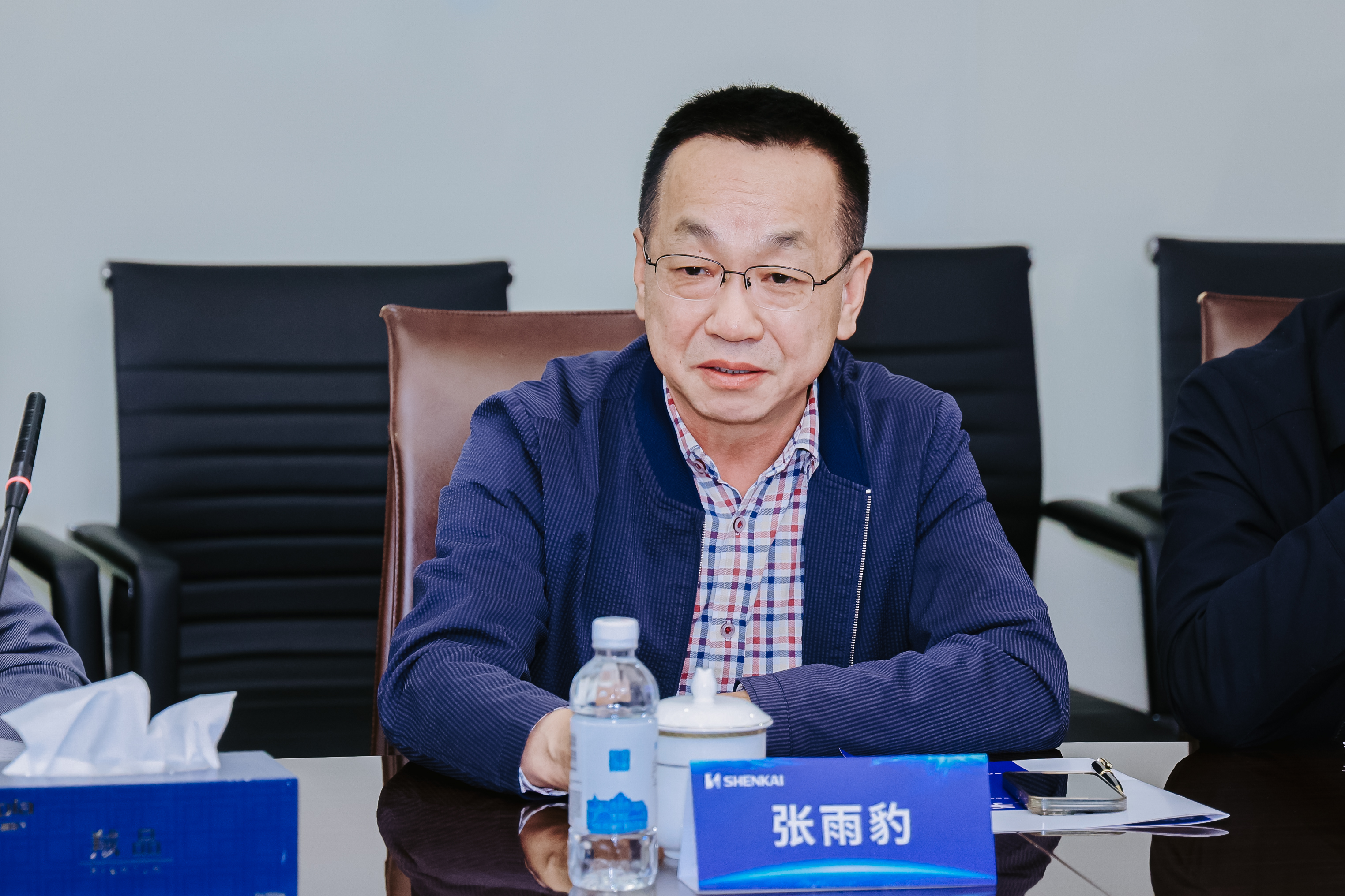 中石协刘宏斌会长一行莅临亿万先生MR参观考察(图6) 中石协刘宏斌会长一行莅临亿万先生MR参观考察(图6)