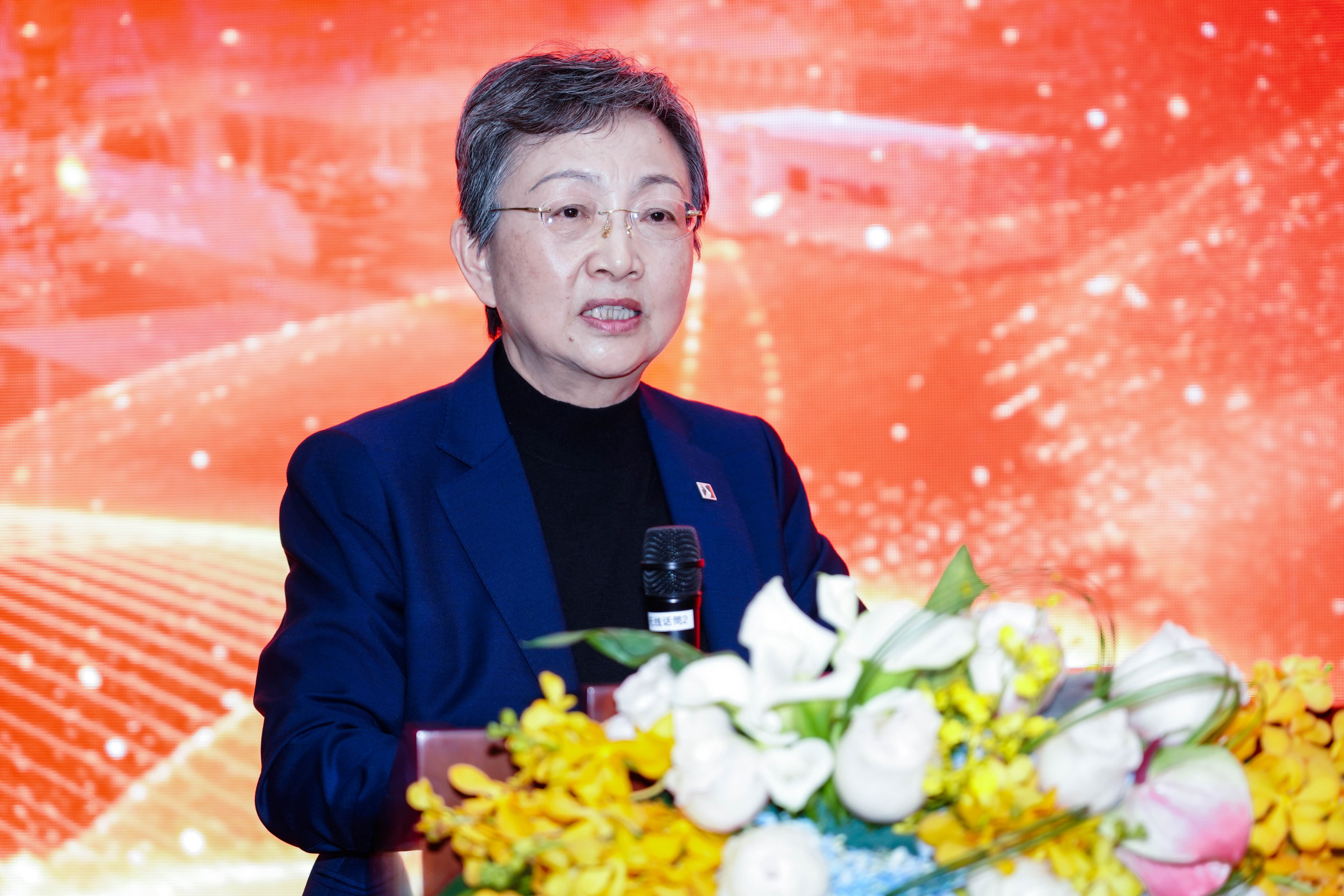锐意进取，马跃新程——亿万先生MR股份2025年度总结暨表彰大会隆重召开(图8)